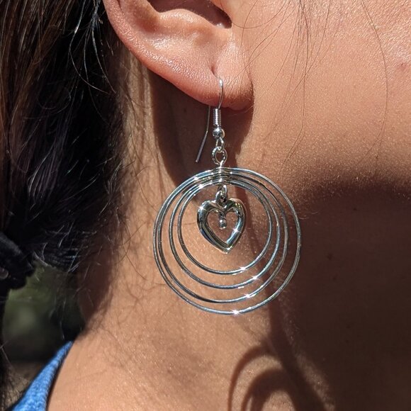 Handmade Navajo Heart Dangle Earrings Sterling Silver Native American Jewelry ** - Picture 5 of 11